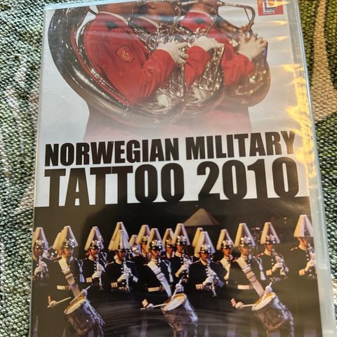 NORWEGIAN MILITARY TATTOO 2010 / UÅPNET DVD/FIN GAVE