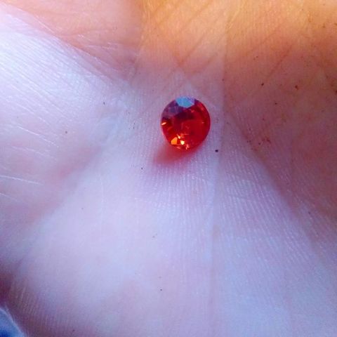 Rød diamant 1.08ct