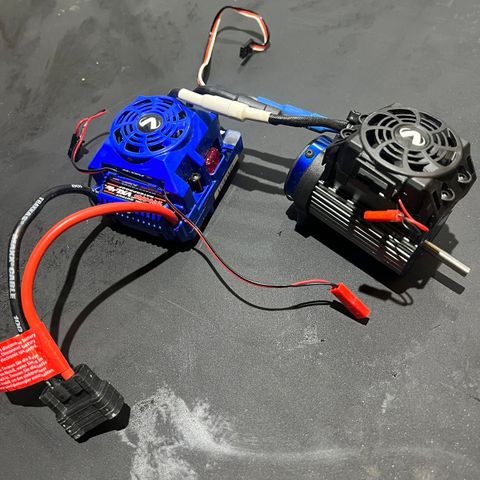 Traxxas VXL 4s komplett kombo / brukt maks 1 time