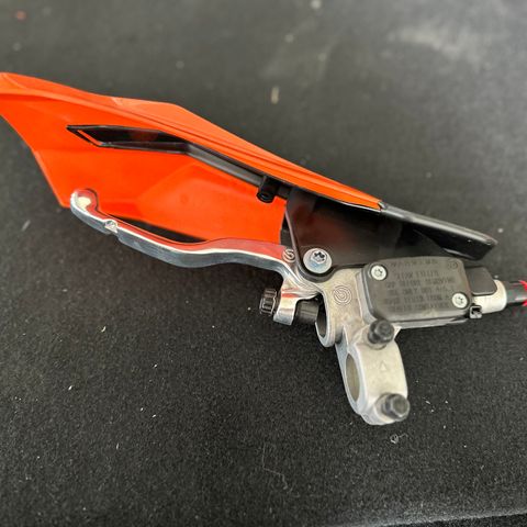 2023 KTM EXC Clutch Master sylinder selges