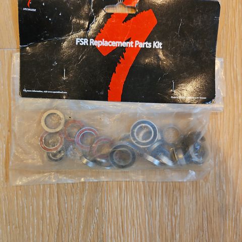 FSR Replacement parts kit fra Specialized