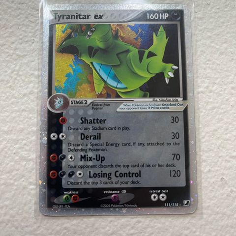 Tyranitar EX 111/115  Unseen Forces 2005