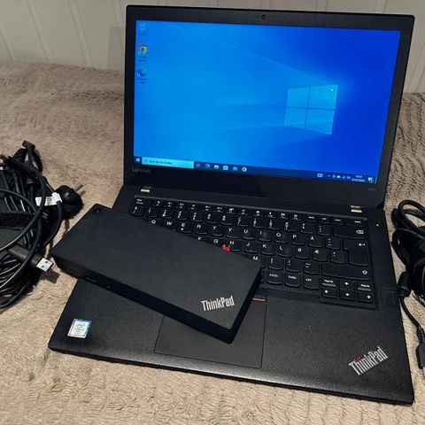 Kraftig Lenovo T470 med 16gig ram og den store Lenovo dockingstasjonen!