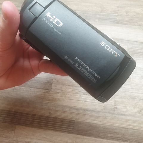 Sony Handycam videokamera HDR-CX240E