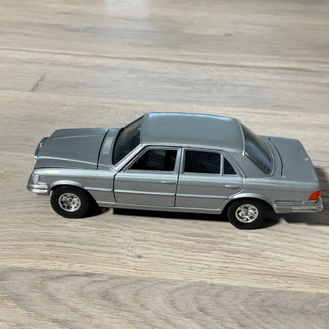 Sjeldne modellbil fra 1980-tallet