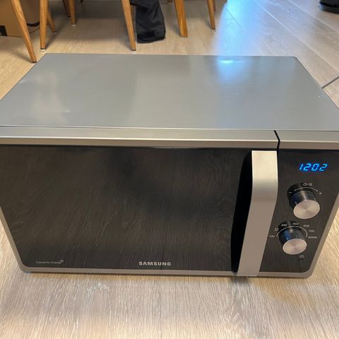 Samsung mikrobølgeovn 800W