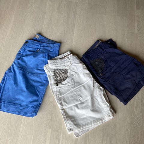 Shorts fra Mos Mosh - str. 27 og 28