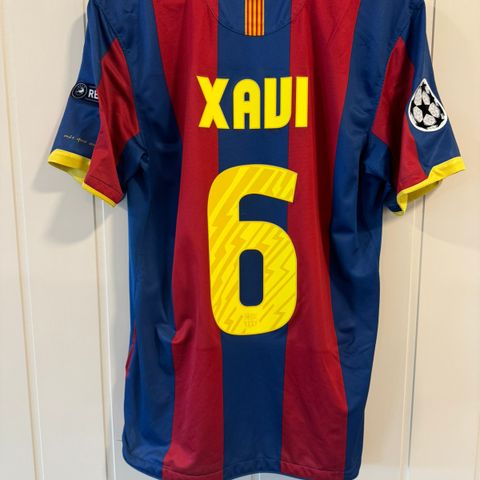 Barcelona 2010/11 Champions League Xavi Fotballdrakt (M) Finale