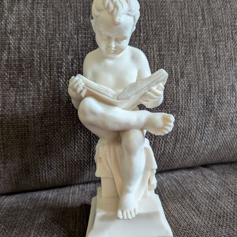 Antonio Canova Statuett - Gutt sitter å leser