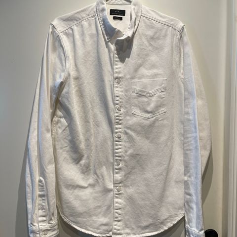 Hvit dongeriskjorte fra Zara