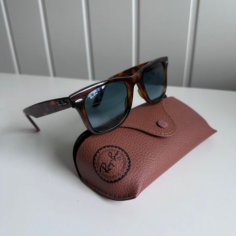 Ray ban wayfarer