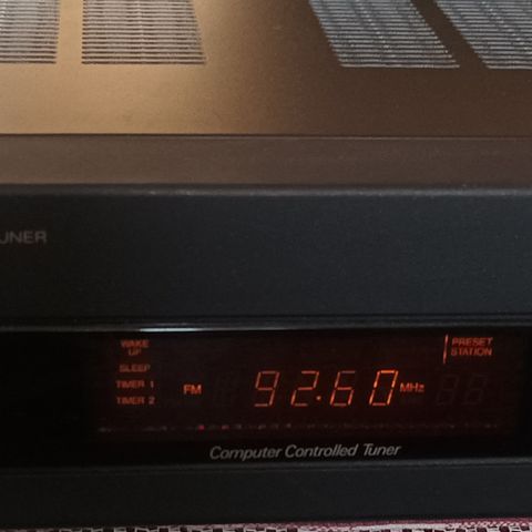 Vintage JVC FX-E91L AM FM MW LW Computer Controlled Tuner Hifi