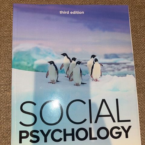 Pensumbøker til bachelor i psykologi: kognitiv psykologi+sosial psykologi