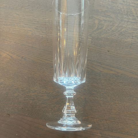 Vintage krystall D’Arques Durand Louvre Champangeglass