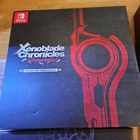 Xenoblade Chronicles Definitive Edition Collector's Set