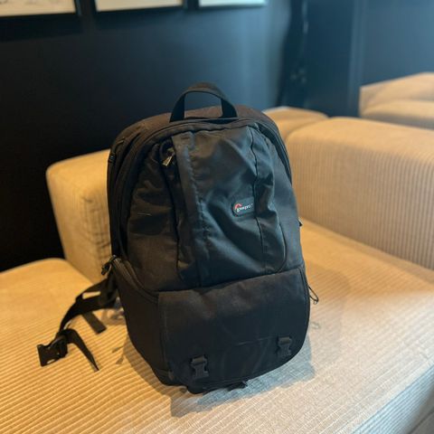 Lowepro Fastpack 250