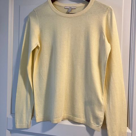 New, quality knit sweater from EDC By Esprit, light yellow, Size L