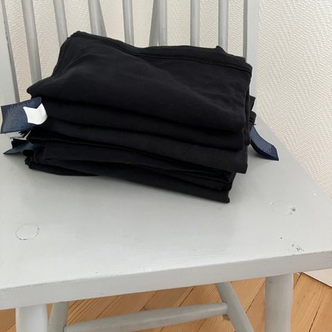 Tommy T-shirt, 6 stk. small, sort.rund hals.