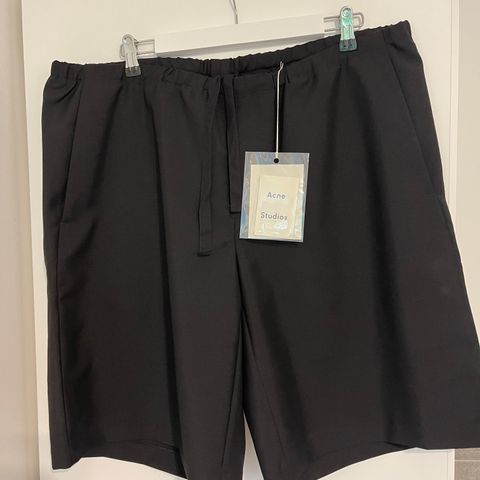 ACNE STUDIOS SHORTS 54