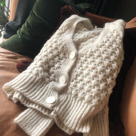 Second Female cardigan