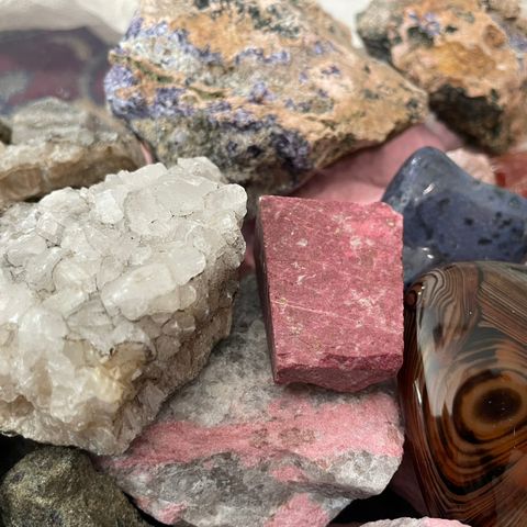 Mineral specimens mystery bundles