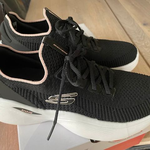 Skechers Archfit Infinety