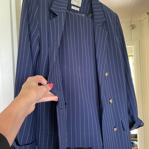 Blazer og dressbukse sett