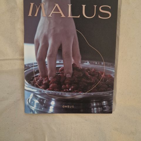 Oneus malus eden Ravn ver. (Ingen fotokort)