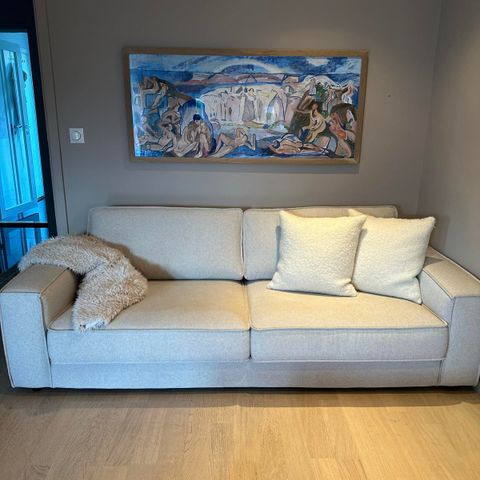 Nesten ubrukt 3 seter Olivia sofa selges