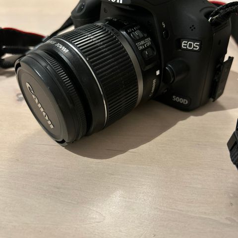 Kupp: Canon EOS 500D - samleobjekt