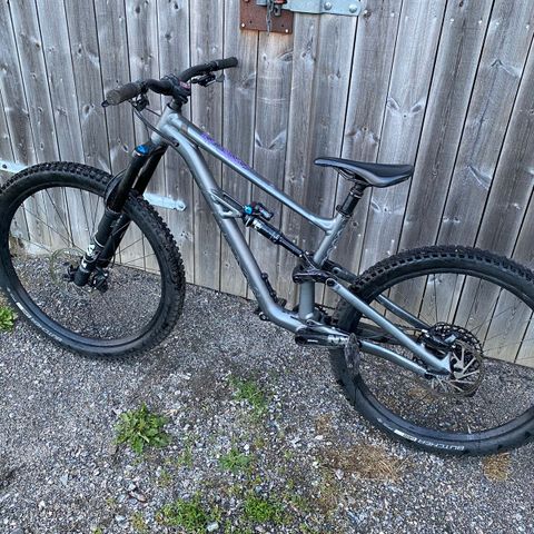 Specialized Status S3