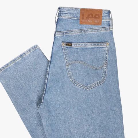 LEE JEANS Carol Light Story