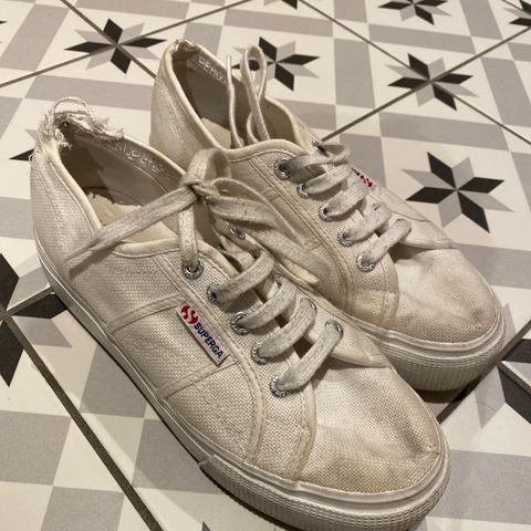 Superga sko str 38