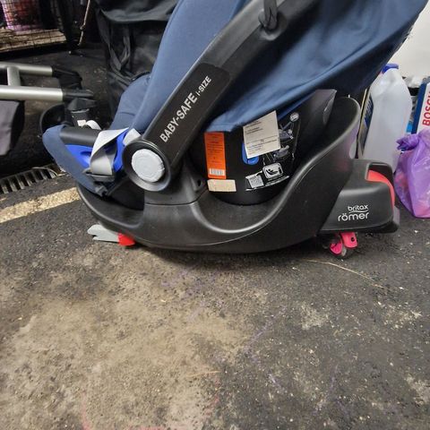 Britax römer i-SIZE