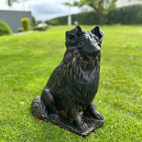 Hagestatue Collie hund