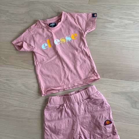 Ellesse sett