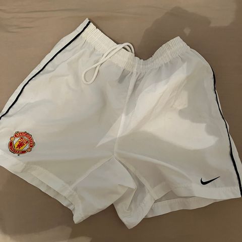 Manchester United hjemmeshorts 2002-04