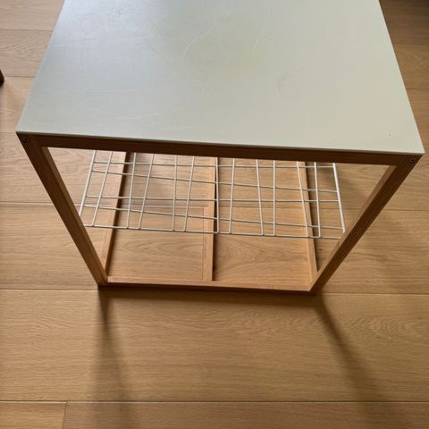 PS bord Ikea 50*50cm - Kr 300