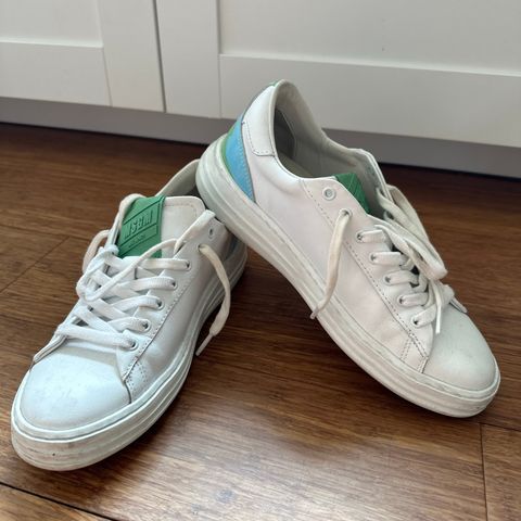 MSGM sneakers str 39