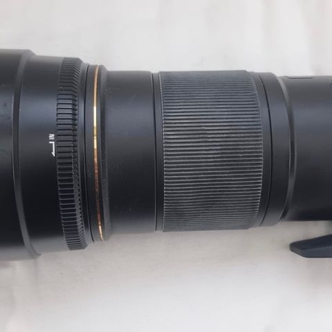 Sigma Micro 180mm f/2.8 til Nikon