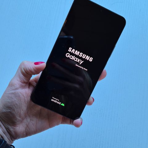 Samsung Galaxy s22+, pent brukt