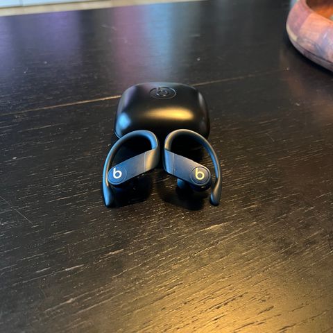 Beats Powerbeats Pro (mørkeblå/gull)