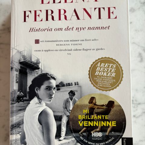 Elena Ferrante, Historia om det nye namnet