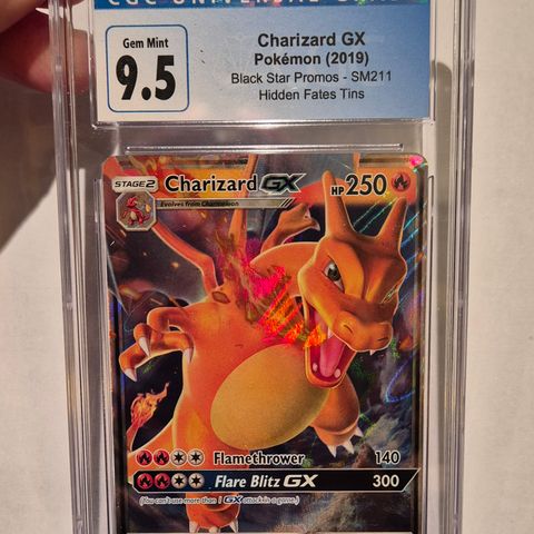 Charizard Gx SM211 CGC 9.5