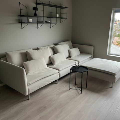 Söderhamn sofa med puff i beige