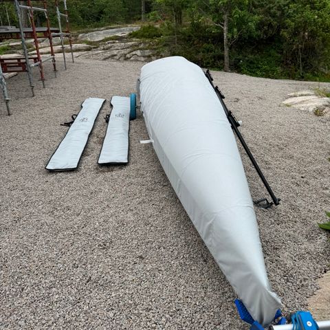 high quality rowing boat - Life Boat (open for prices) 1st offer gets it