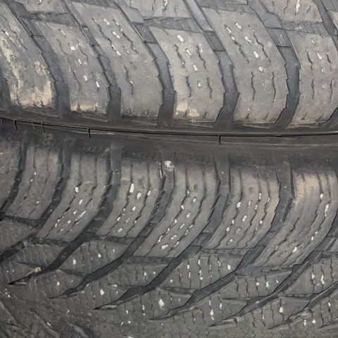 2 stk 235/45r18 Nokian