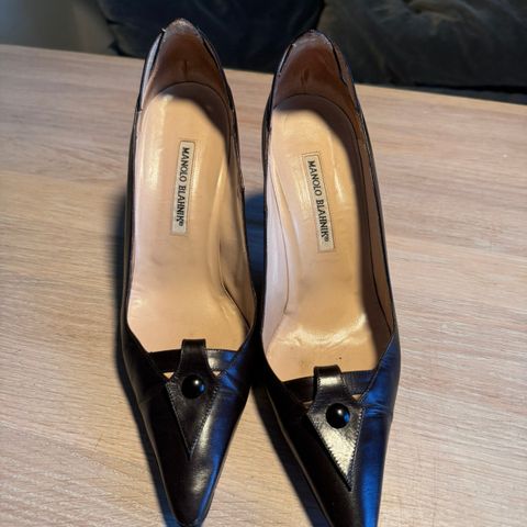 Manolo Blahnik pumps