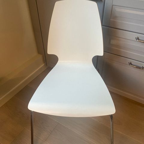 Ikea hvit stol