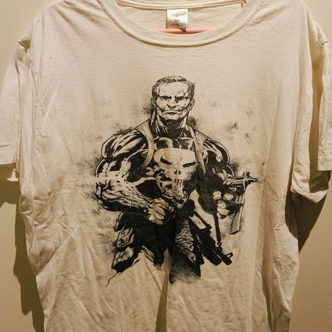 Punisher tskjorte Marvel Comics Gym